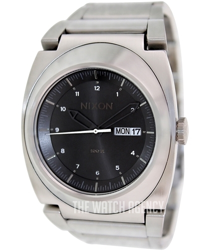 nixon-A358000-00.jpg
